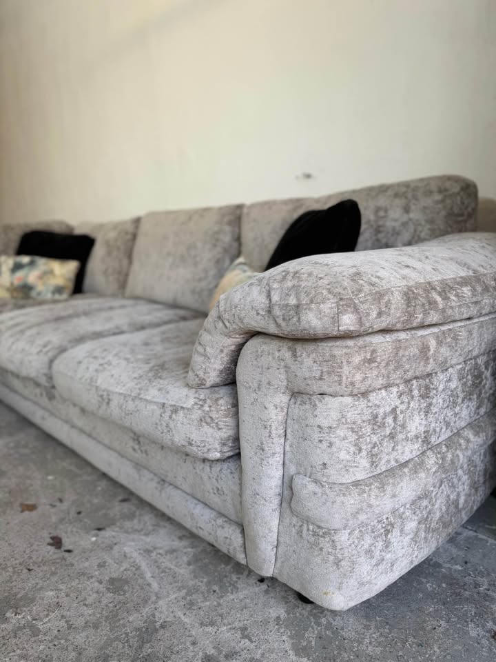 Large Grey Crushed Velvet Corner
