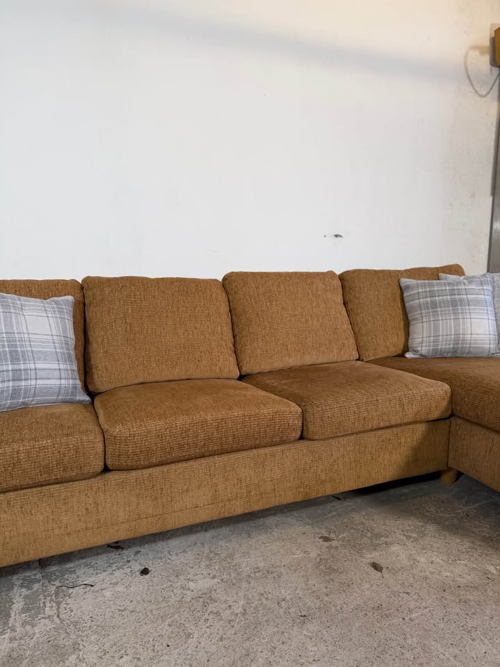 Large Tan 4-Seater L shape