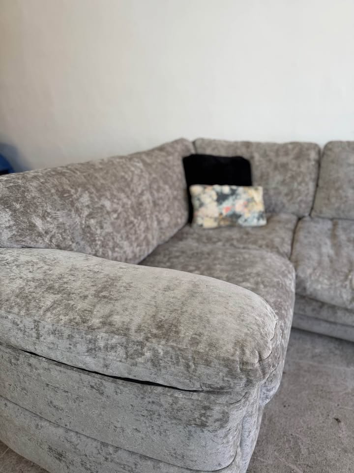 Large Grey Crushed Velvet Corner