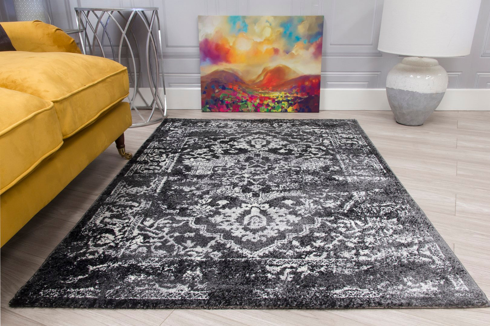 Antika Medallion - Grey